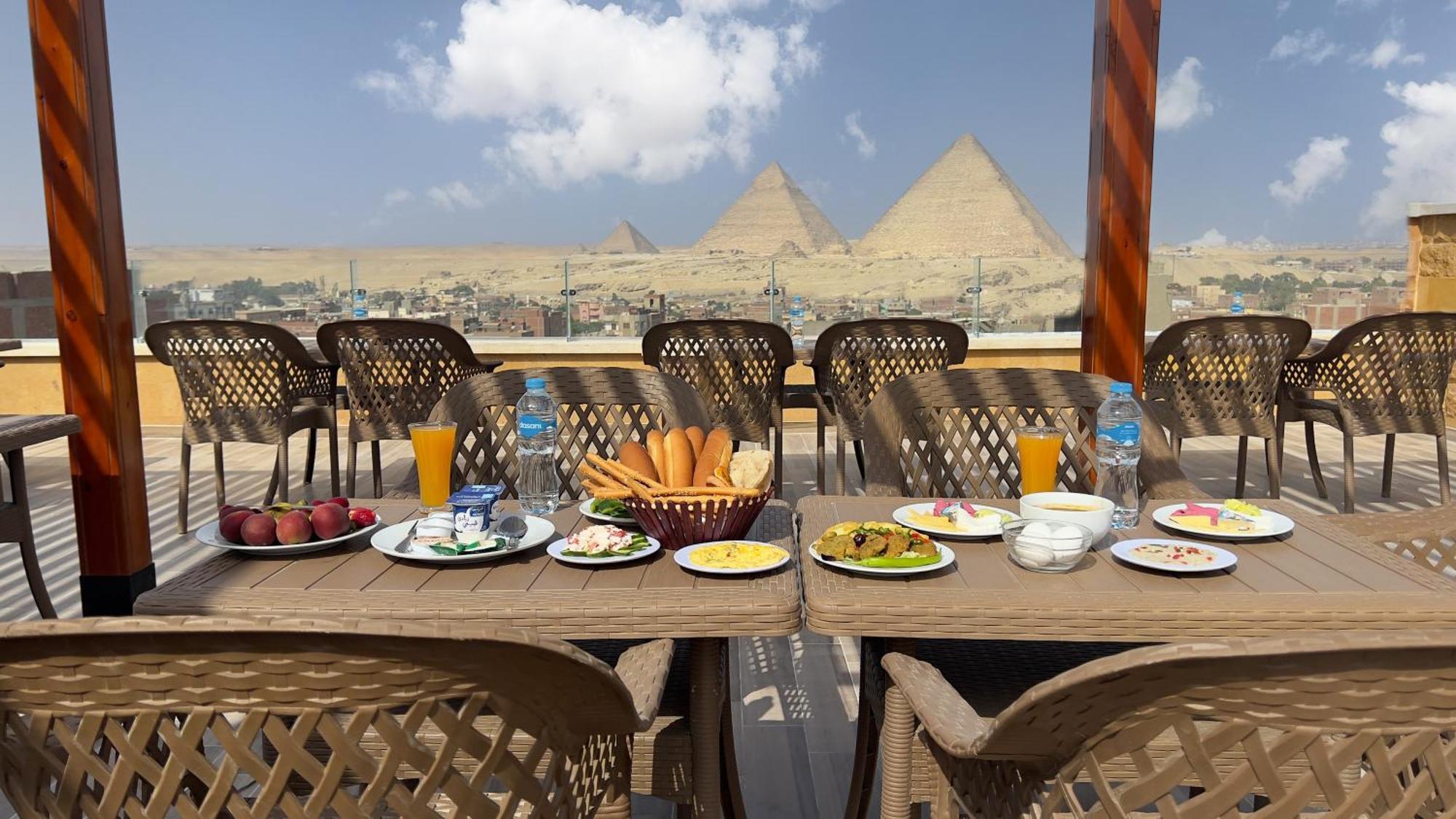 Celia Pyramids View Inn Nazlet el-Sisi Екстер'єр фото